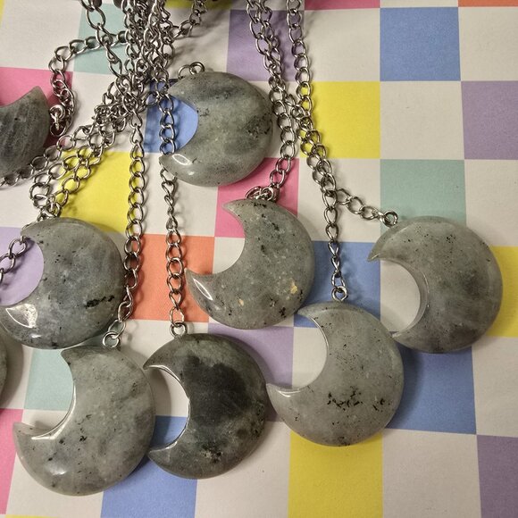 Labradorite Moon Crystal Tea Infuser - Picture 4 of 4